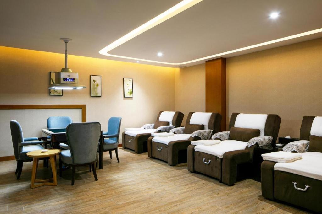 Cheermore Recreation Hotel Guangzhou Zhimao Yuan Ecological Spa Leisure Hotel Exterior foto
