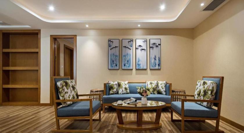 Cheermore Recreation Hotel Guangzhou Zhimao Yuan Ecological Spa Leisure Hotel Exterior foto